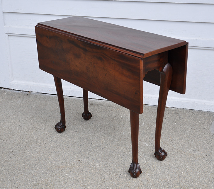 Chippendale Table