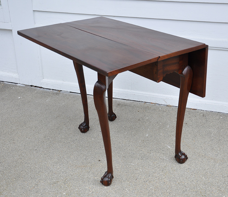 Chippendale Table