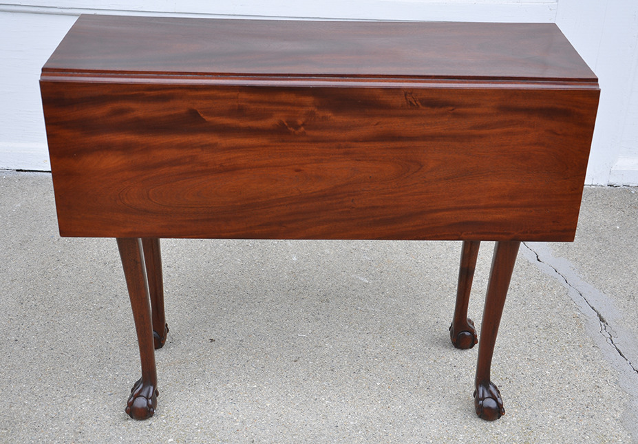 Chippendale Table