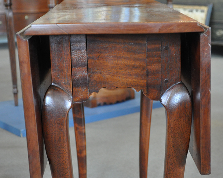 Chippendale Table