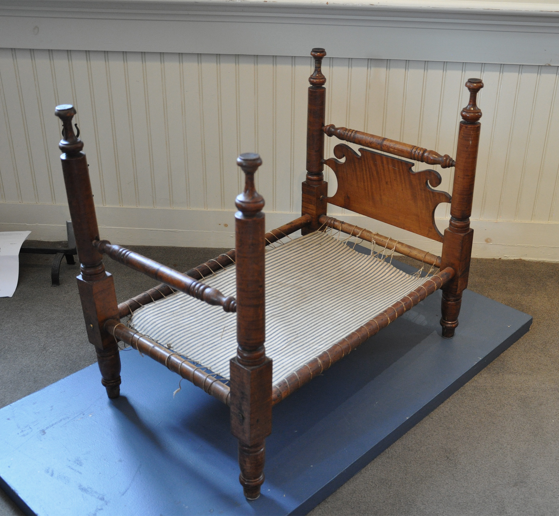 Tiger Maple Doll's Bed